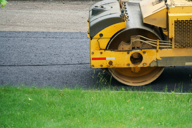 Best Professional Driveway Pavers  in Lombard, IL